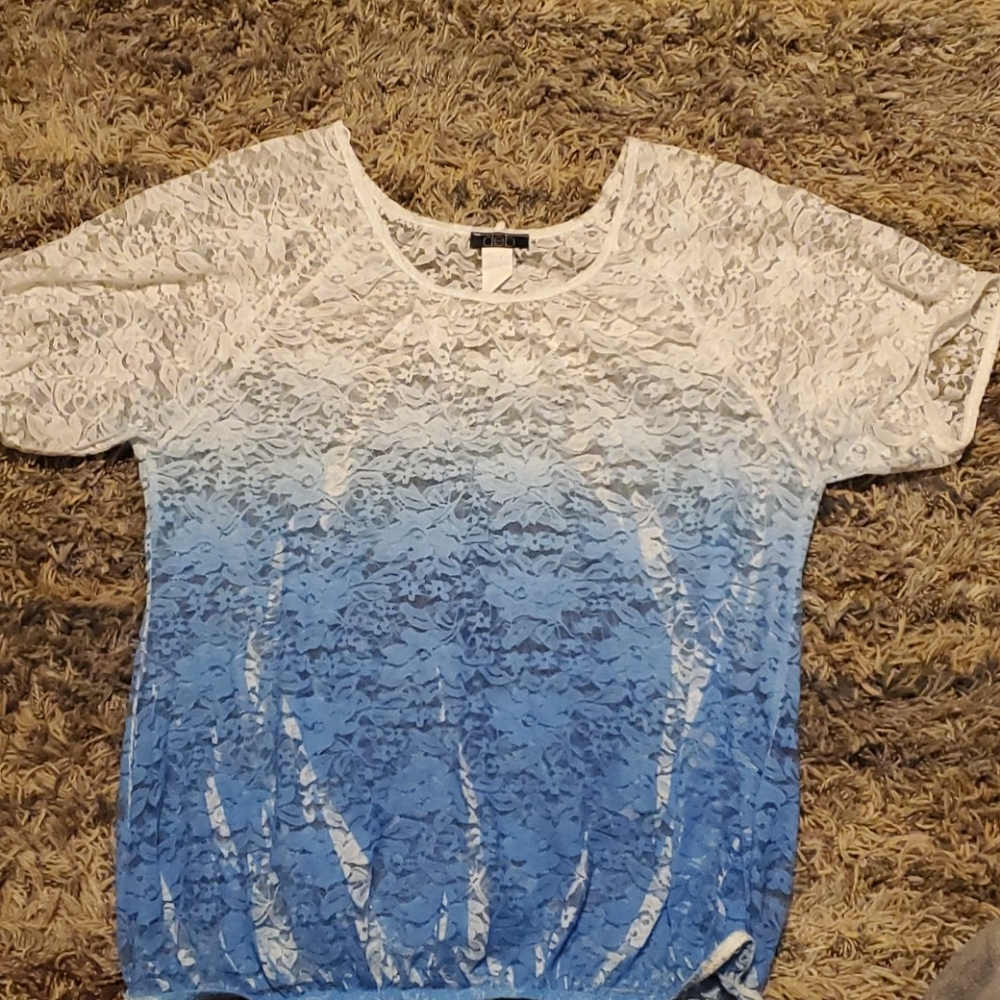Women's short sleeve top